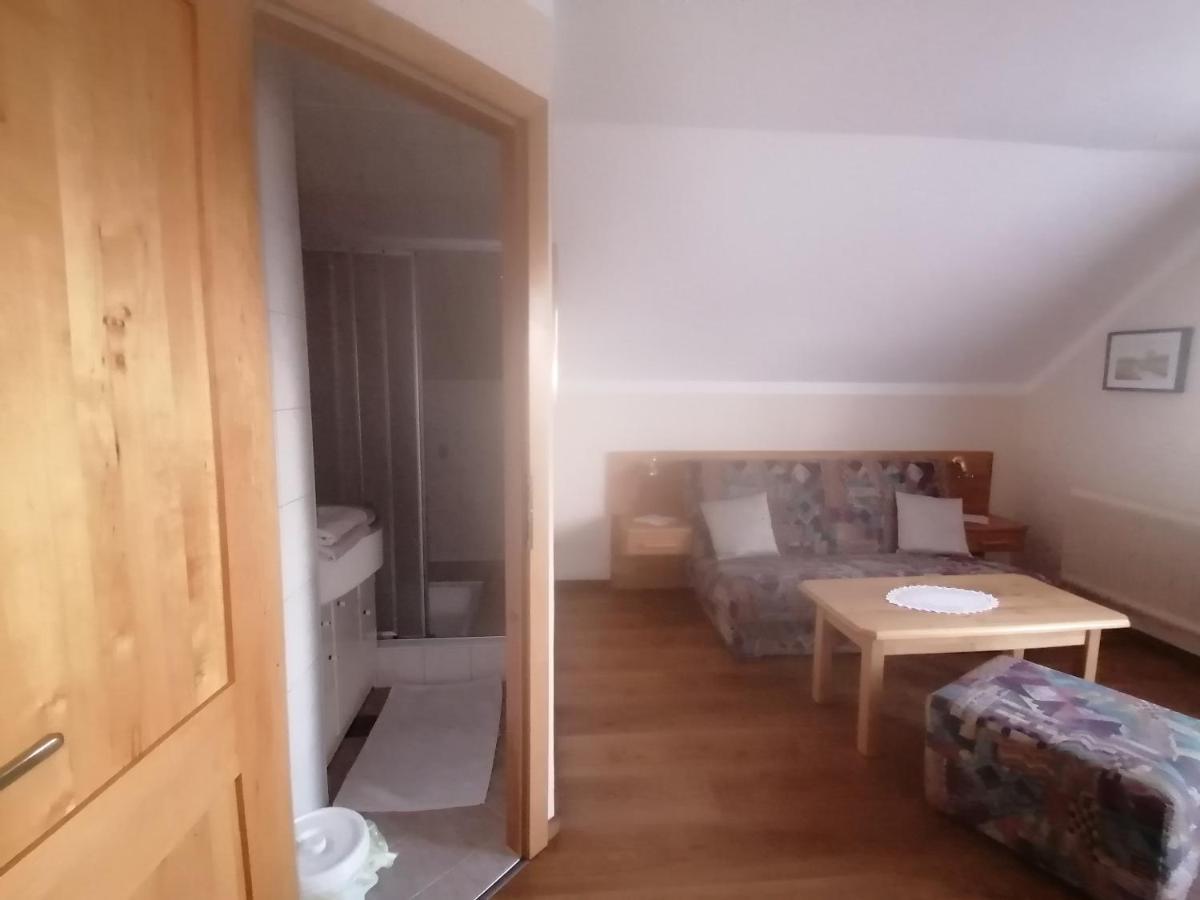 Fanningerwirt Holzer Apartment Mariapfarr Luaran gambar