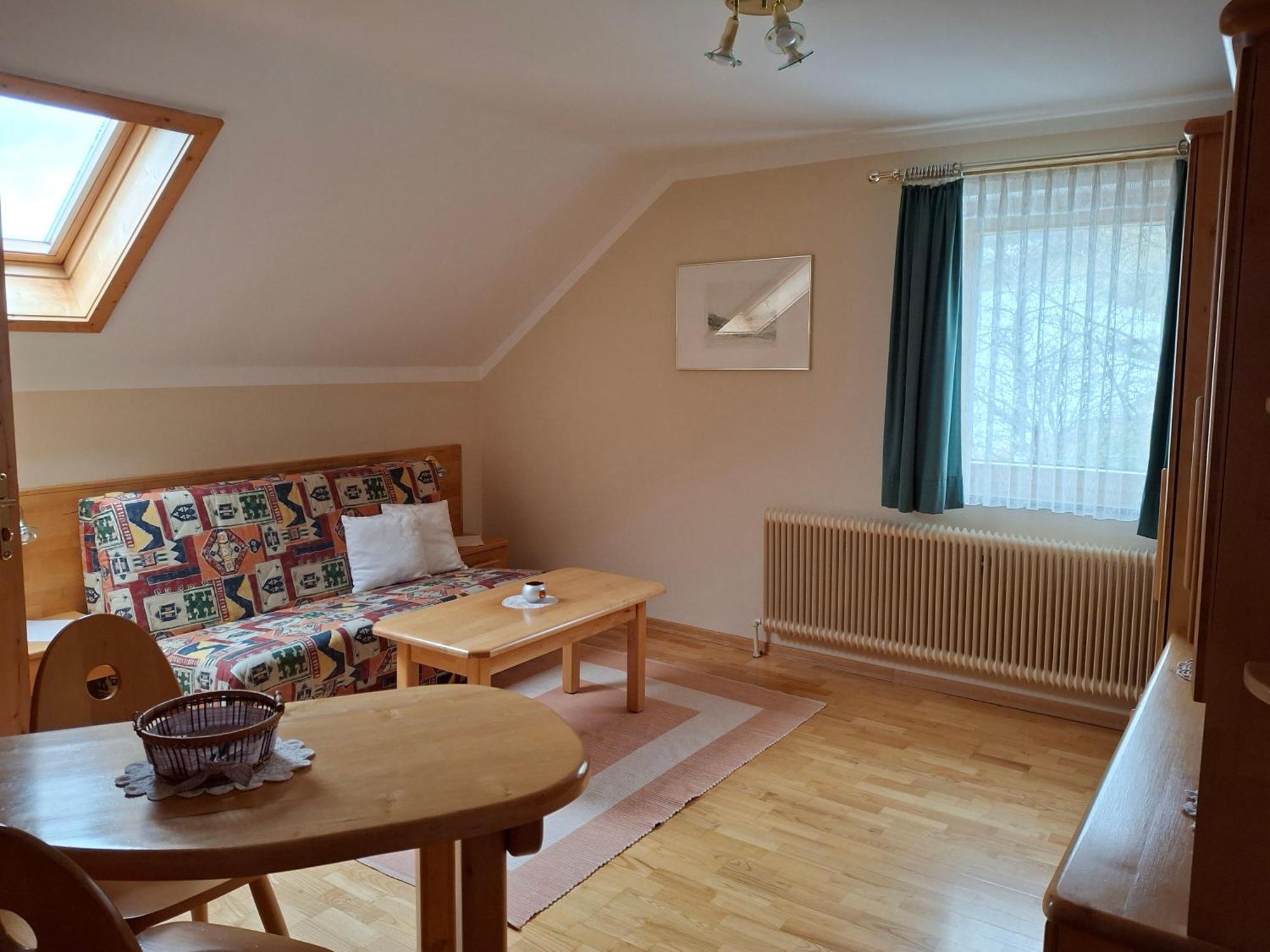 Fanningerwirt Holzer Apartment Mariapfarr Luaran gambar
